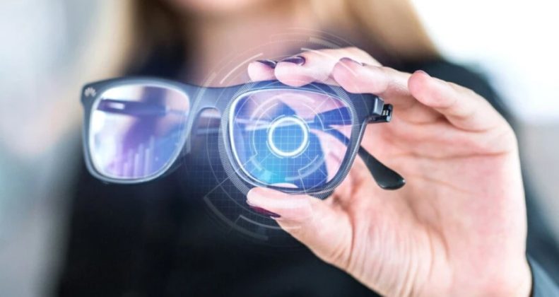 Apa Itu Smart Glasses Jenis Dan Cara Kerjanya - SEON Digital Marketing