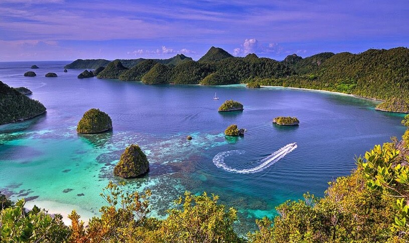 Pulau Wayag Raja Ampat 815x484 1 - SEON Digital Marketing