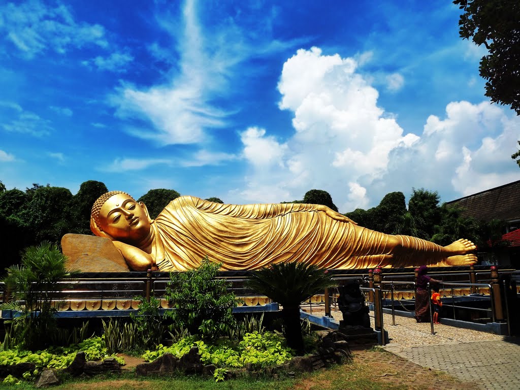 Tempat Wisata Patung Budha Tidur Maha Vihara Majapahit - SEON Digital Marketing