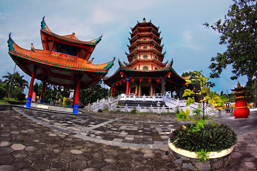 Wisata Vihara Buddhagaya Watugong Semarang - SEON Digital Marketing